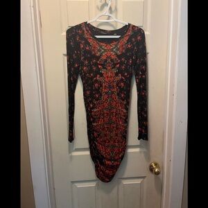 Guess | black & red floral long sleeve fitted mini dress small